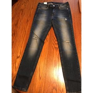 NWT Calvin Klein Skinny Jeans!